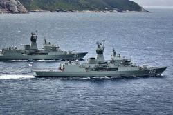 Royal Australian Navy Task Group exercises with the French Navy in South China Sea