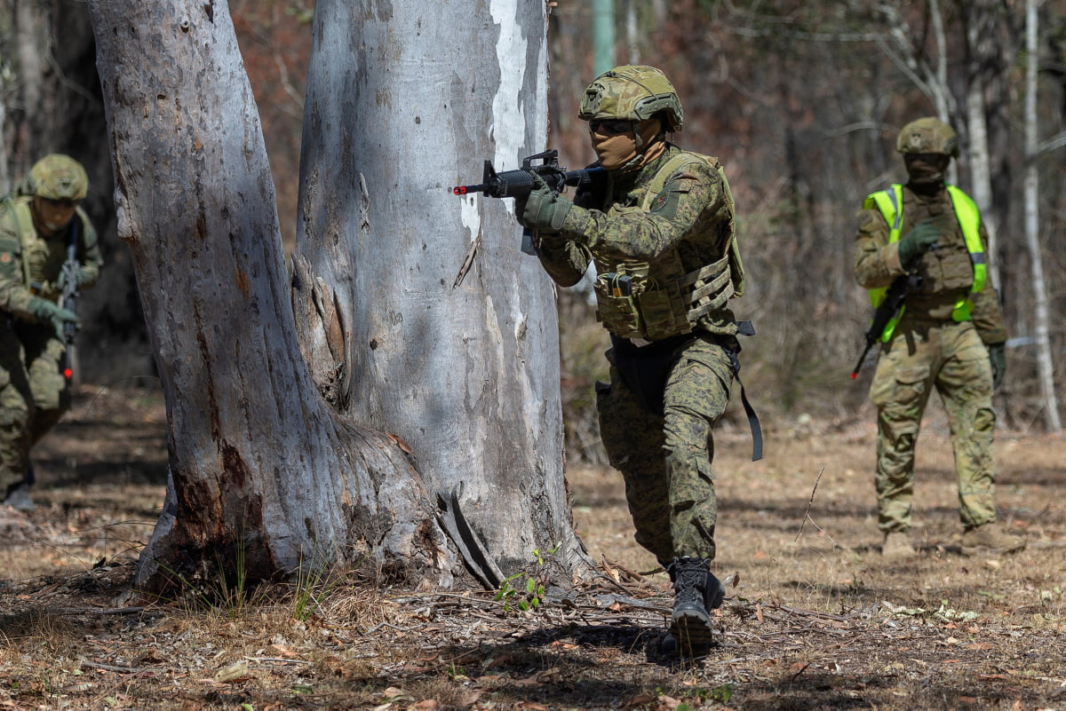 MILITARY SKILLS REINFORCE REGIONAL PARTNERSHIPS DURING EXERCISE HYDRA