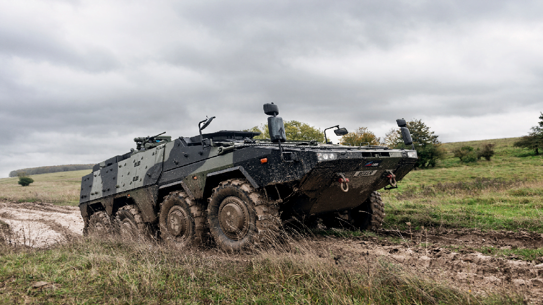 UK Ministry of Defence orders more than 500 Boxers in €2.6 billion contract