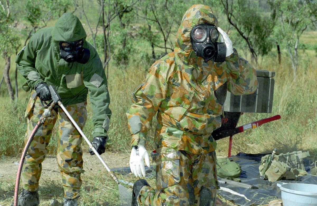 Australia signs pact on chemical weapons