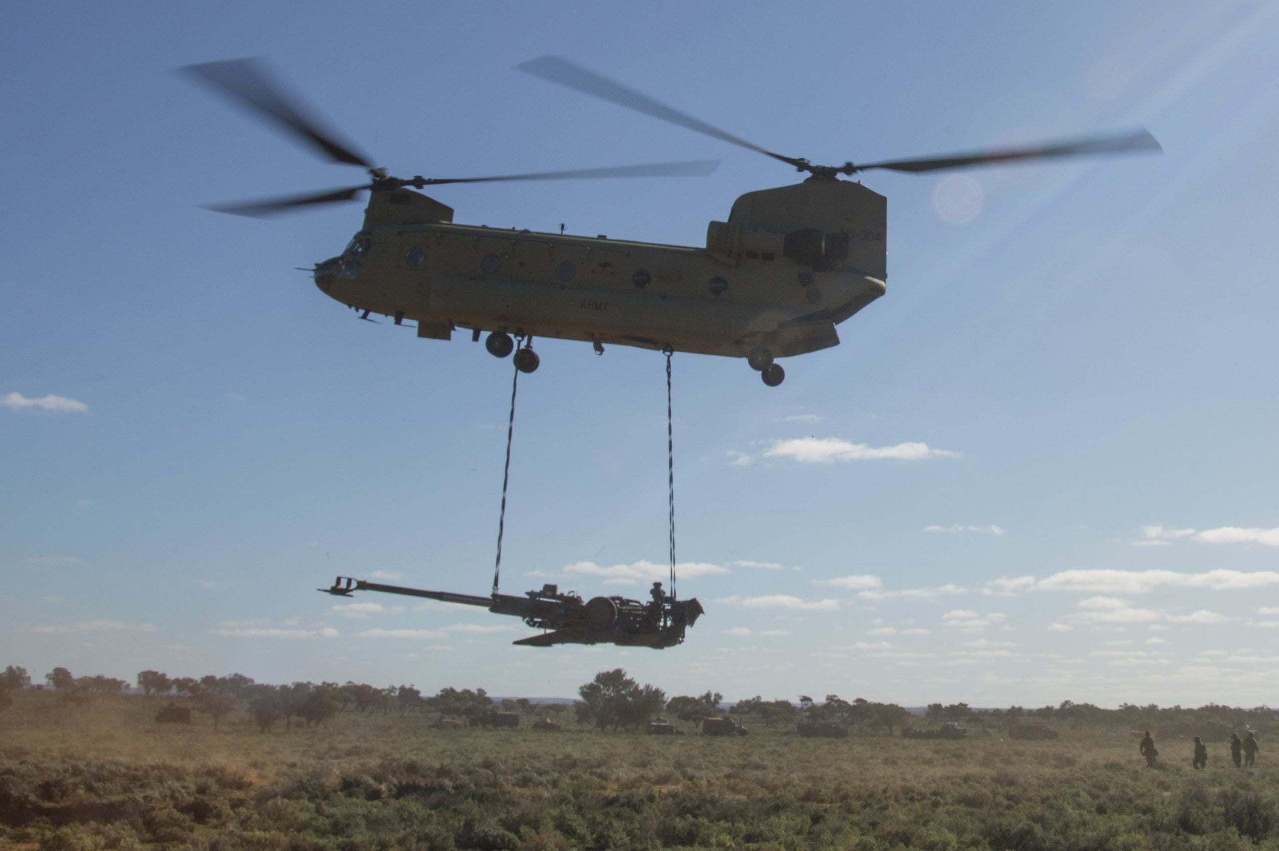 Boeing veteran achieves record 5,000 CH-47 Chinook flight hours