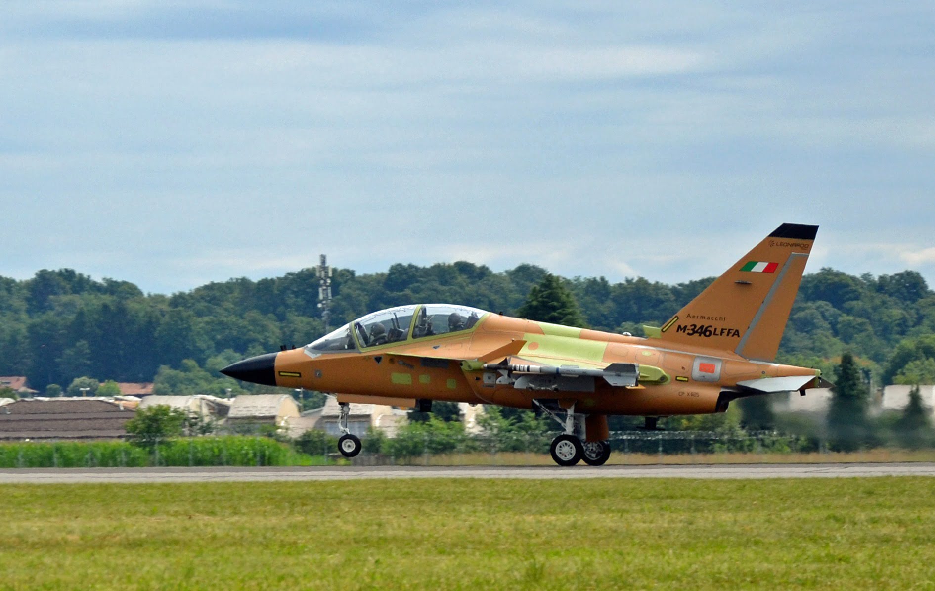 Leonardo’s M-346 embarks on maiden flight with Grifo radar