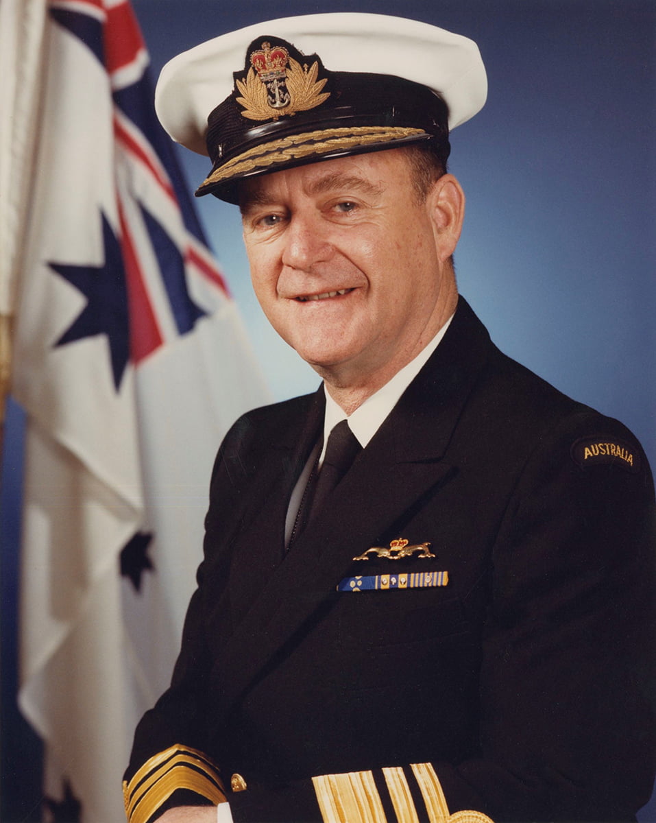 SIA pays tribute to Vice Admiral Ian MacDougall