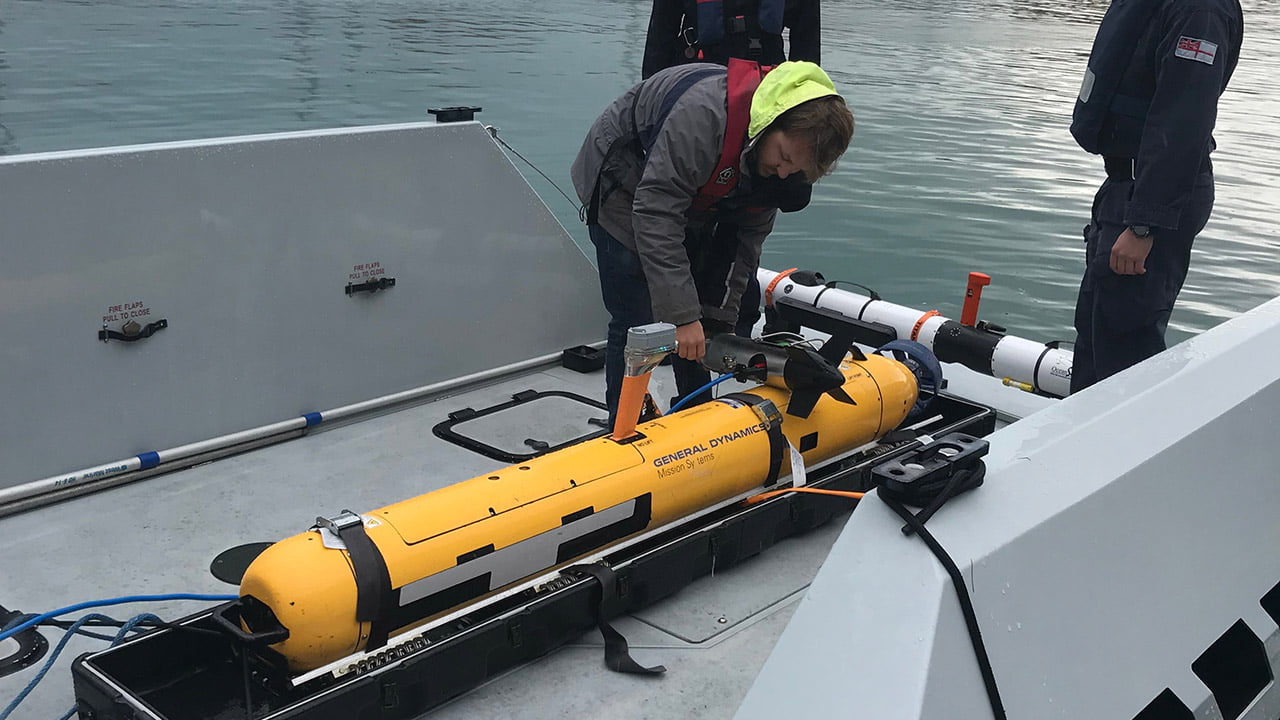 Thales and Flinders University sign MOU for RAN underwater systems