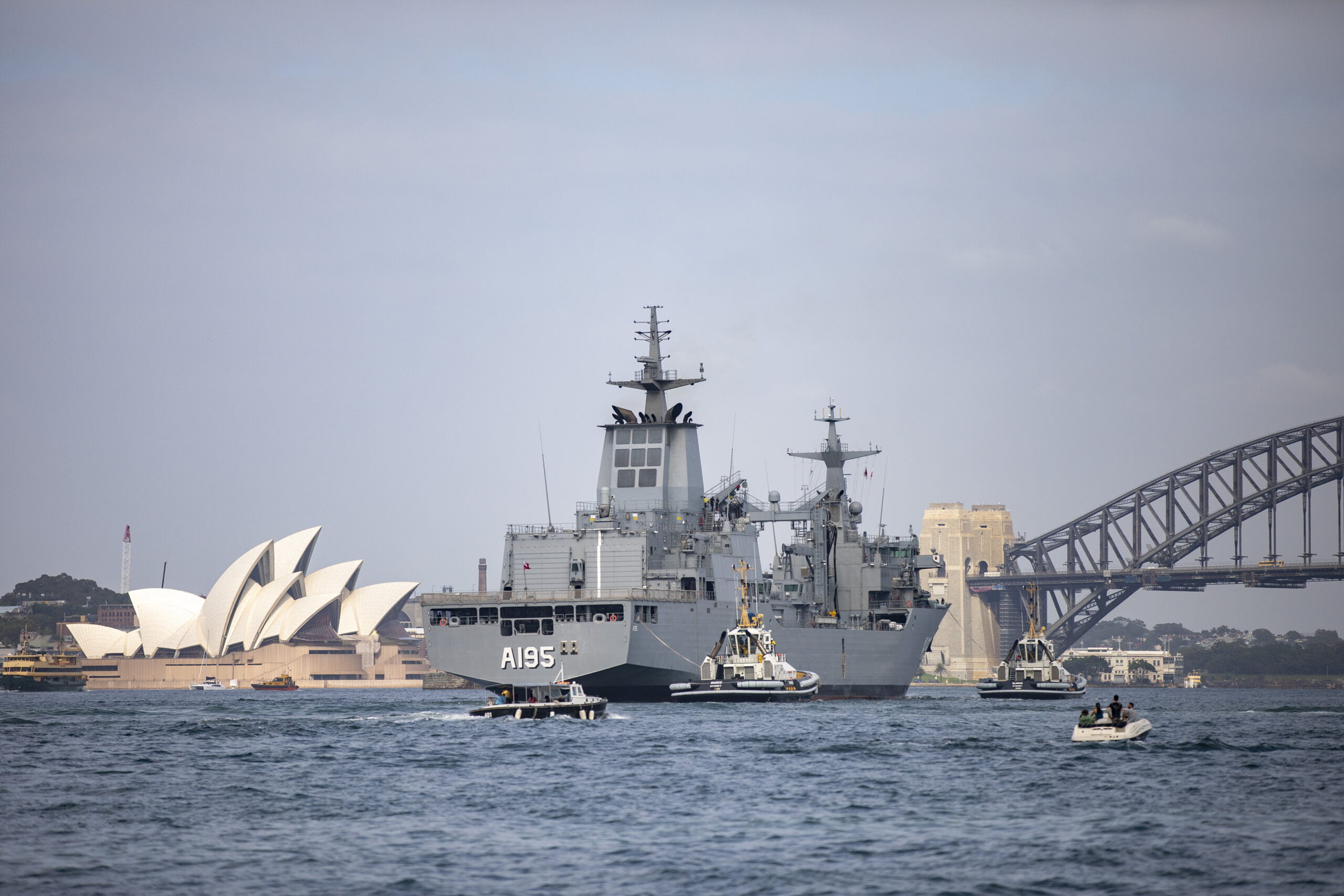 HMAS Supply commissioned into service
