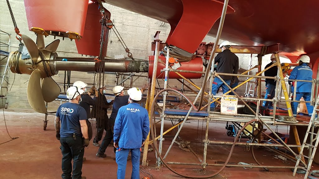 Australian government encourages women to take up shipbuilding careers