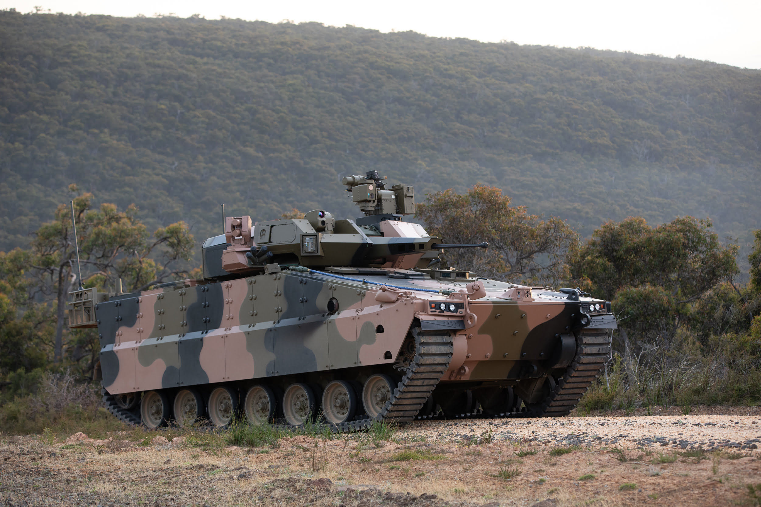 Australia to look at strategic review before deciding LAND 400 Phase 3 vehicle tender