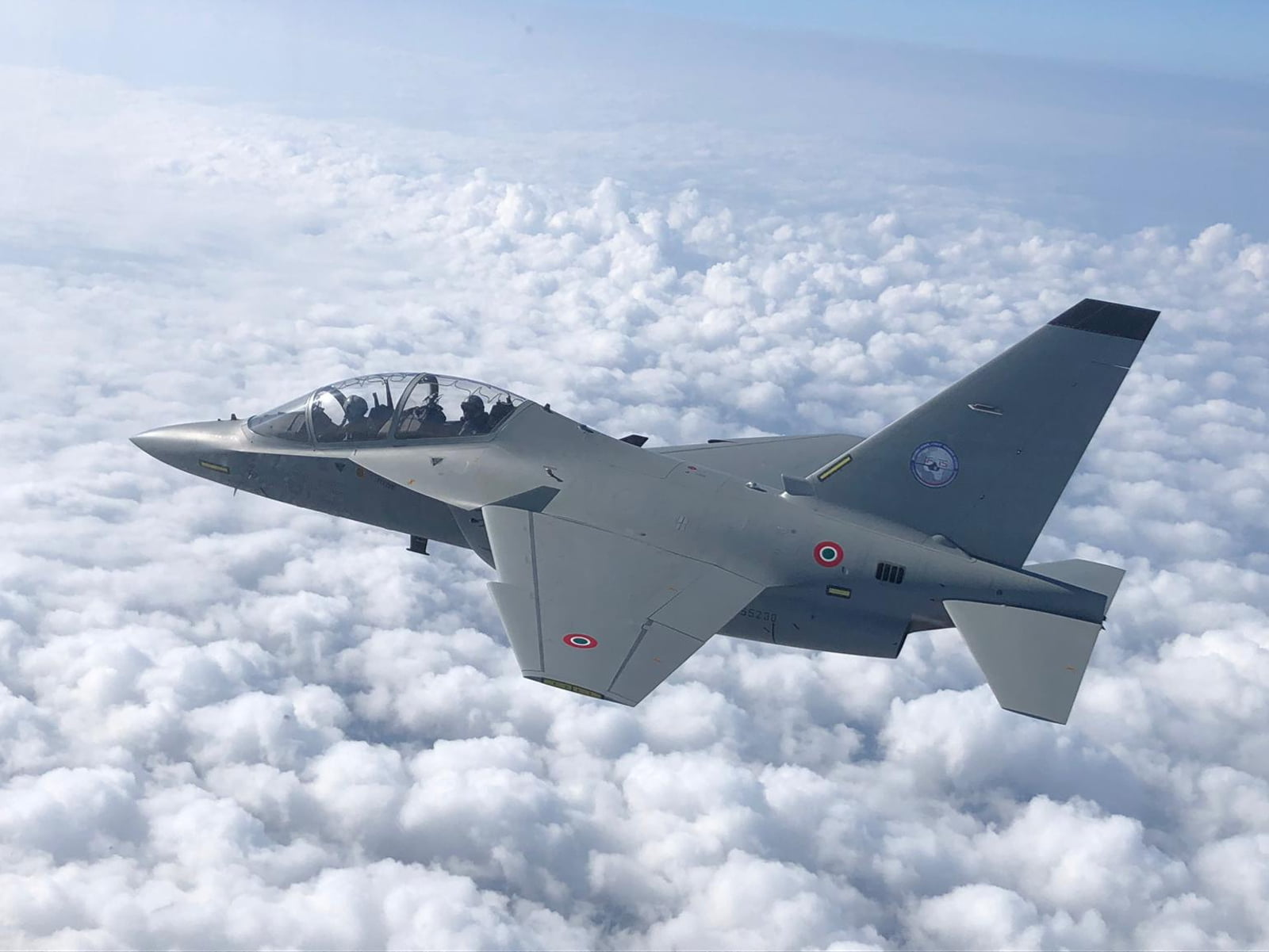 Leonardo and CAE team up to support M-346 flight training in Italy