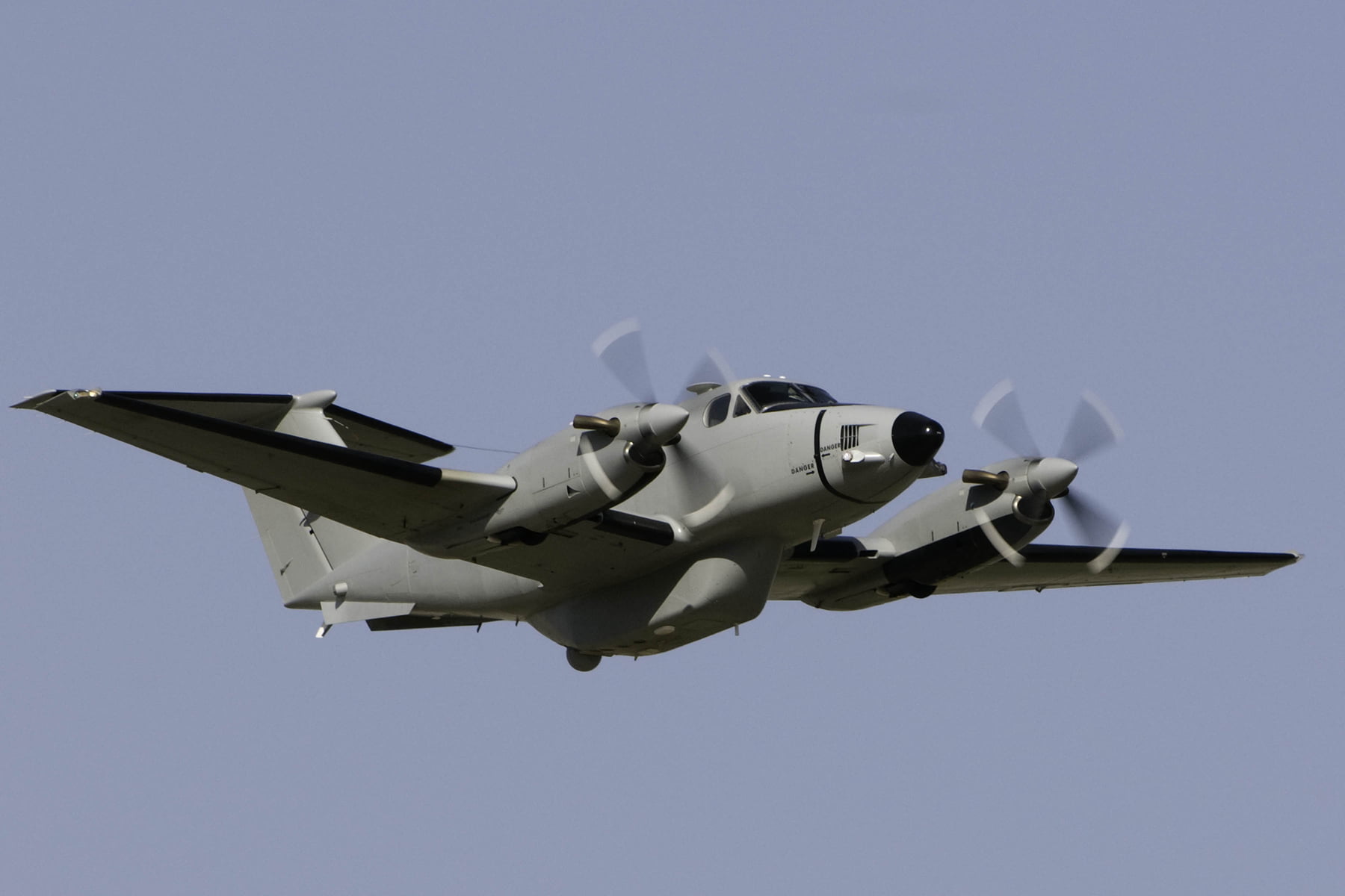 US Army special-missions equipped Beechcraft King Air 300 surpasses 50,000 flight hours
