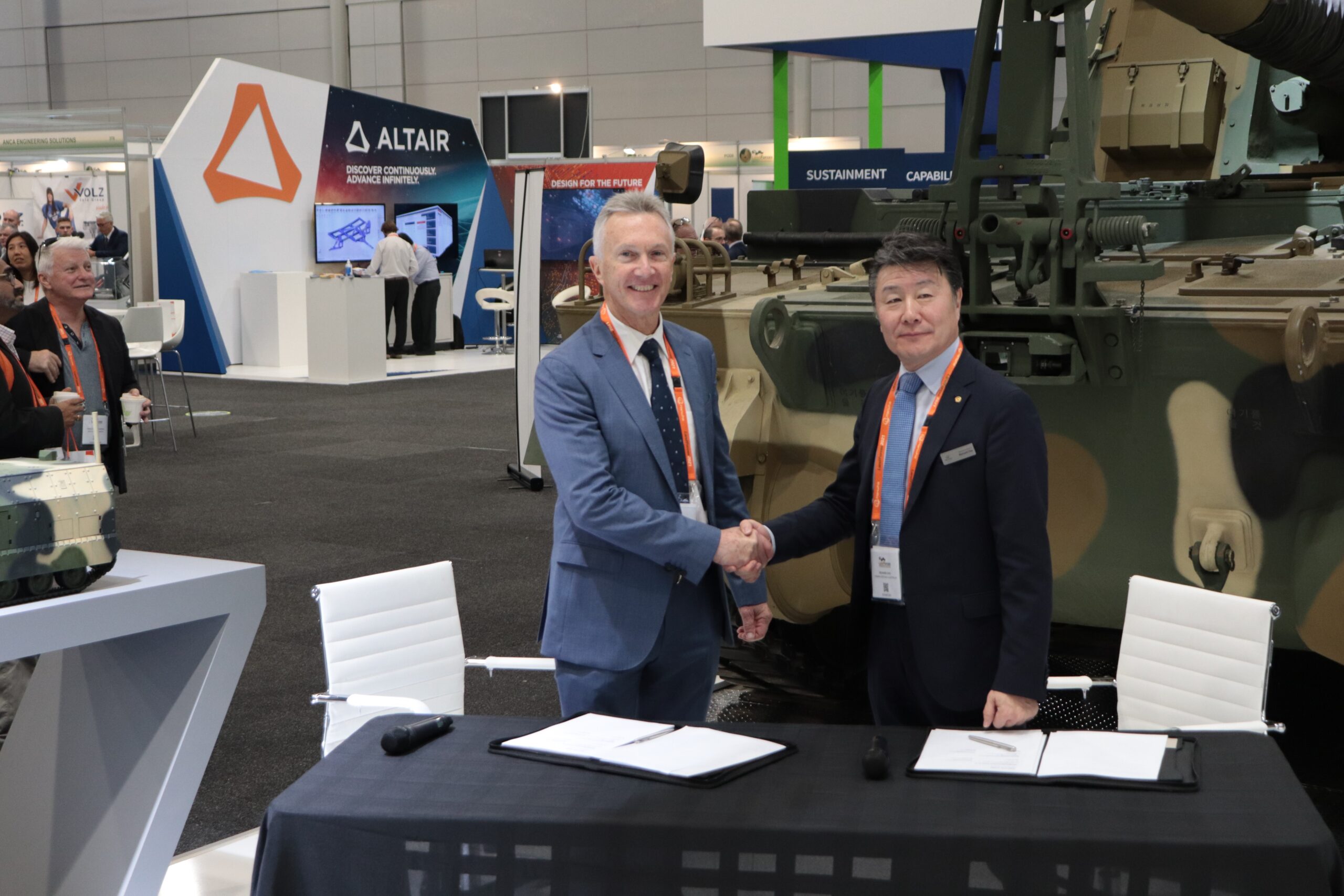 LAND FORCES: Hanwha to assist UMS with overseas markets