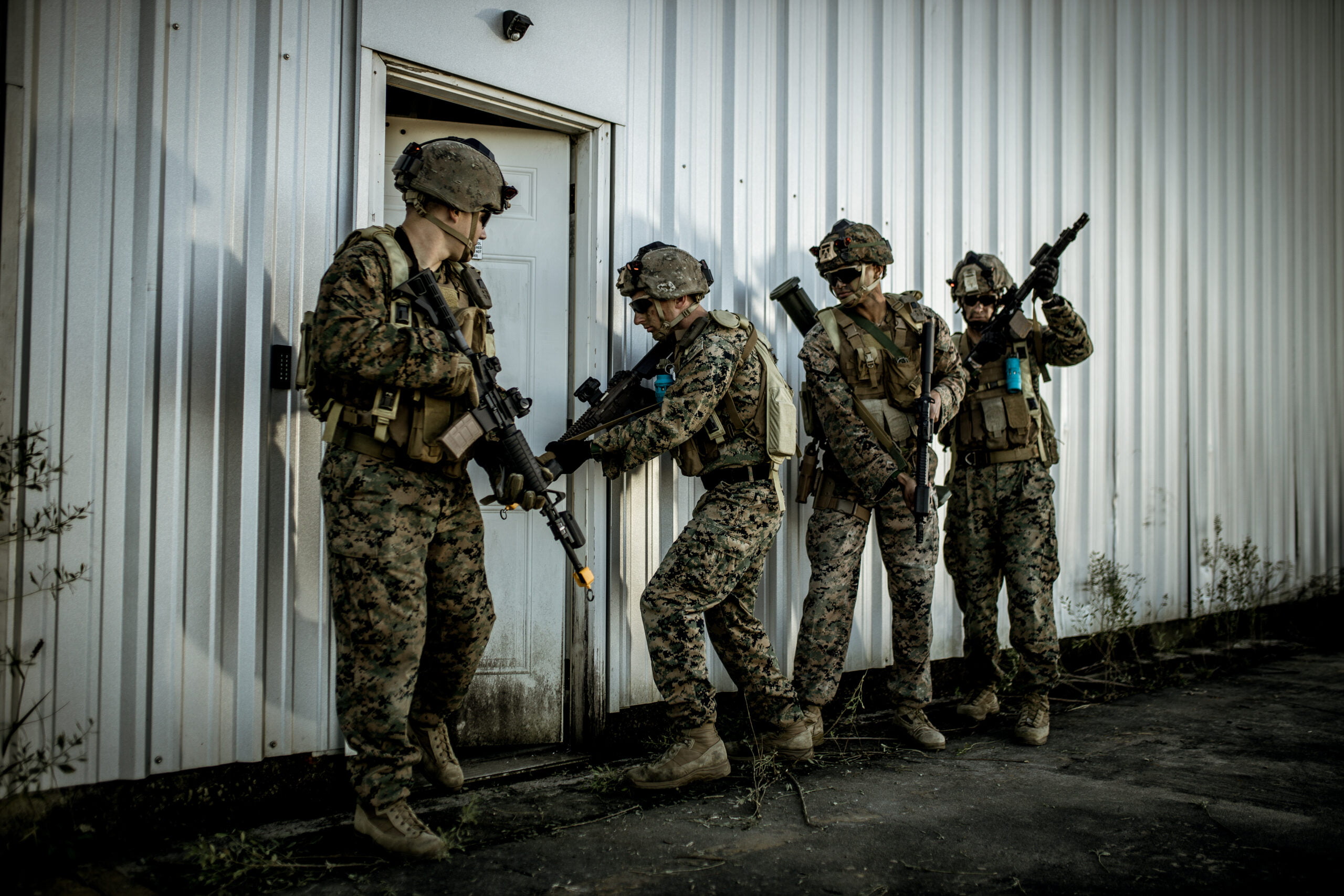 Saab wins order for training deal with Marines