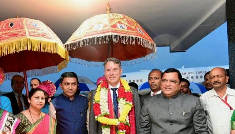Deputy PM in India to meet on defence ties