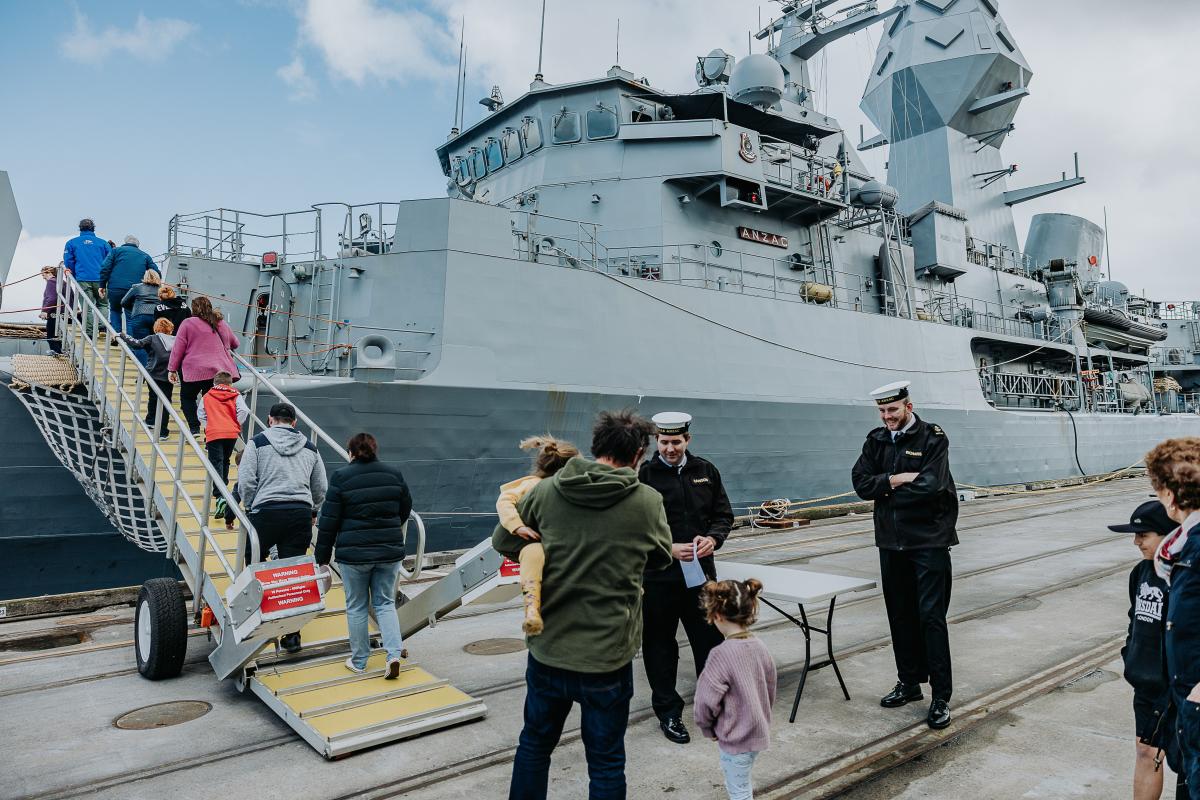 HMAS Anzac returns home