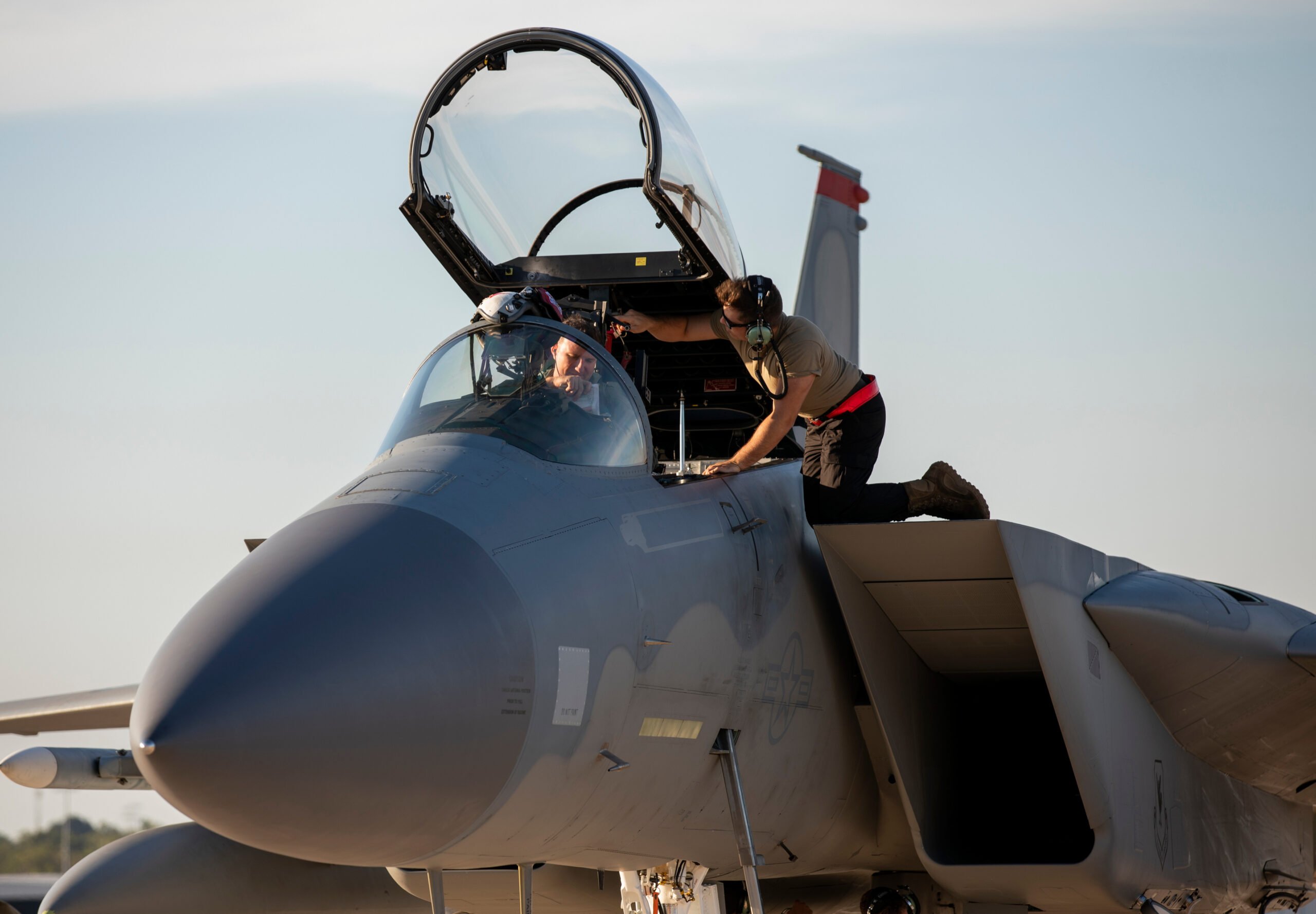 Exercise Pitch Black takes off