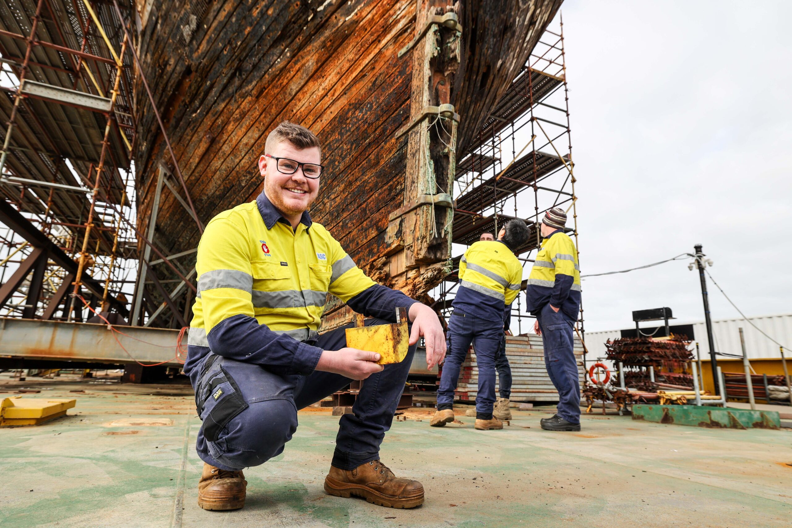 ASC apprentices pitch in to revitalise City of Adelaide clipper ship
