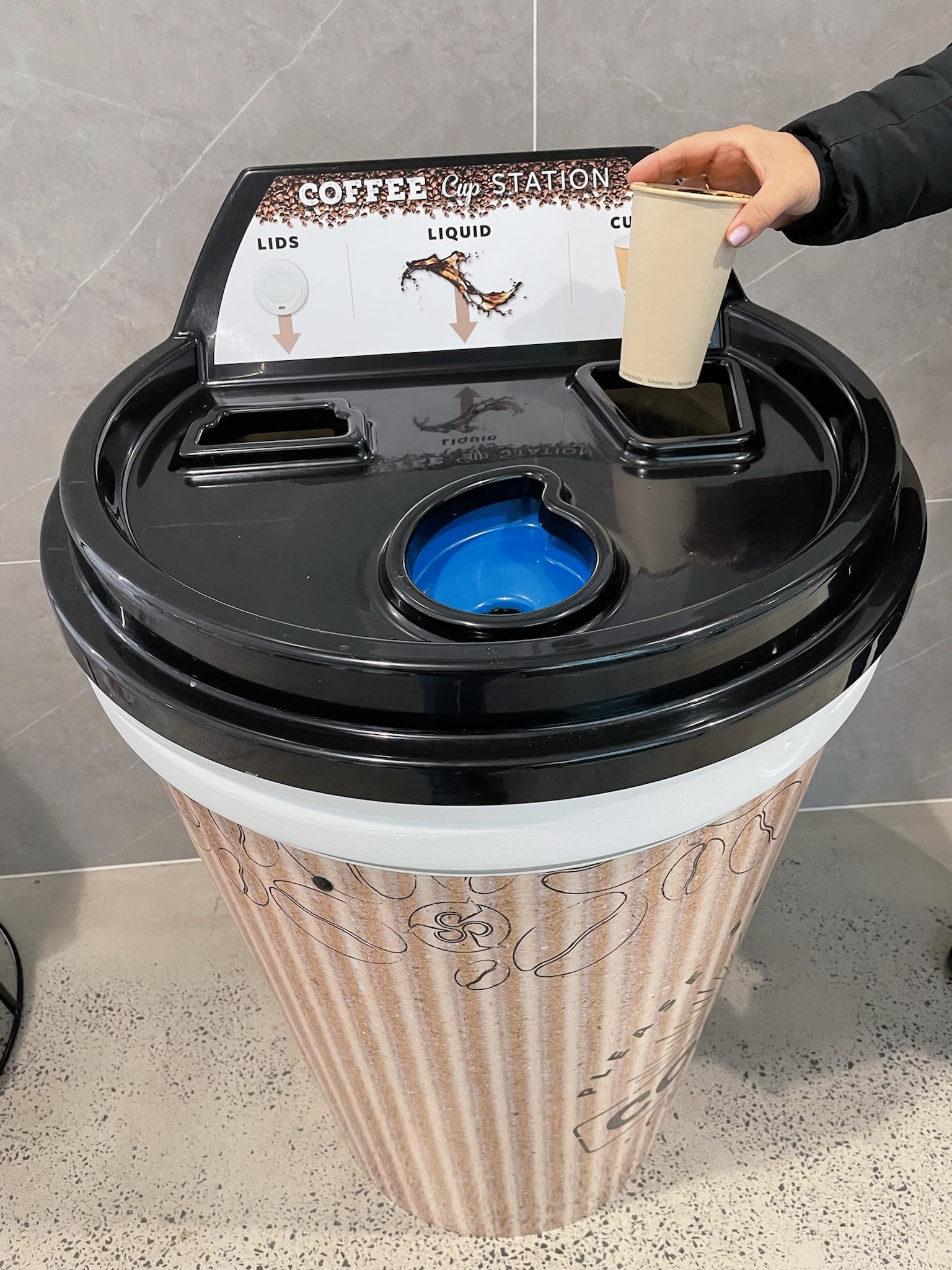 Veolia helps Defence cut plastic waste