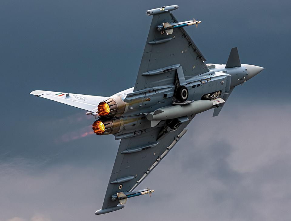 New Eurofighter Typhoons land in Kuwait