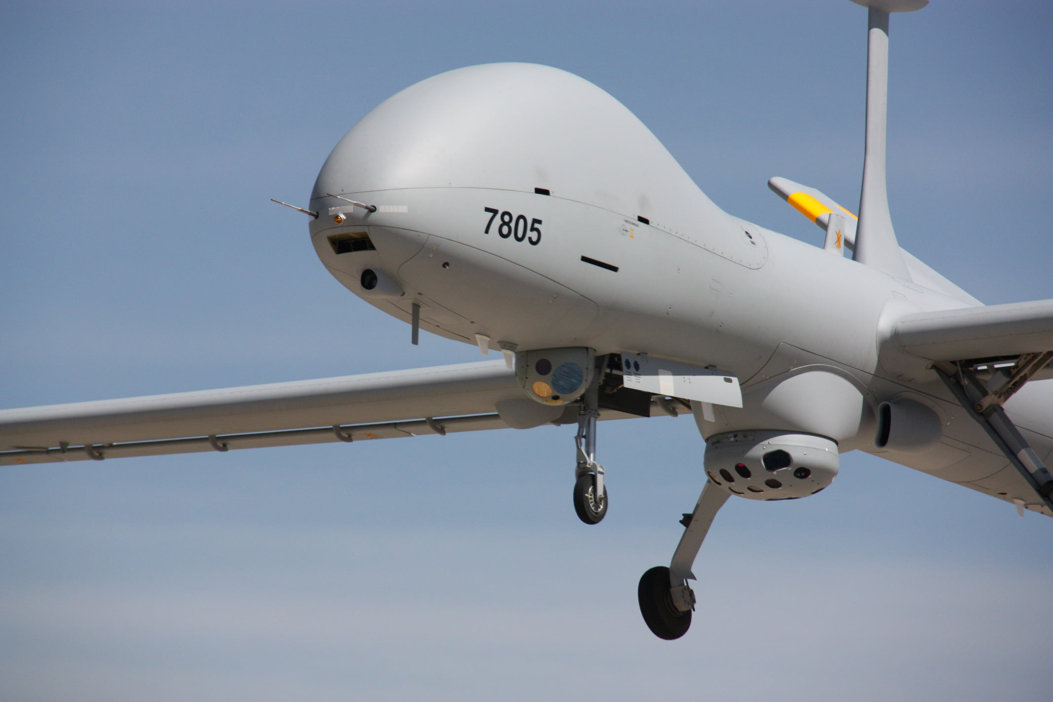Elbit Systems wins contract to supply Hermes 900 to international customer