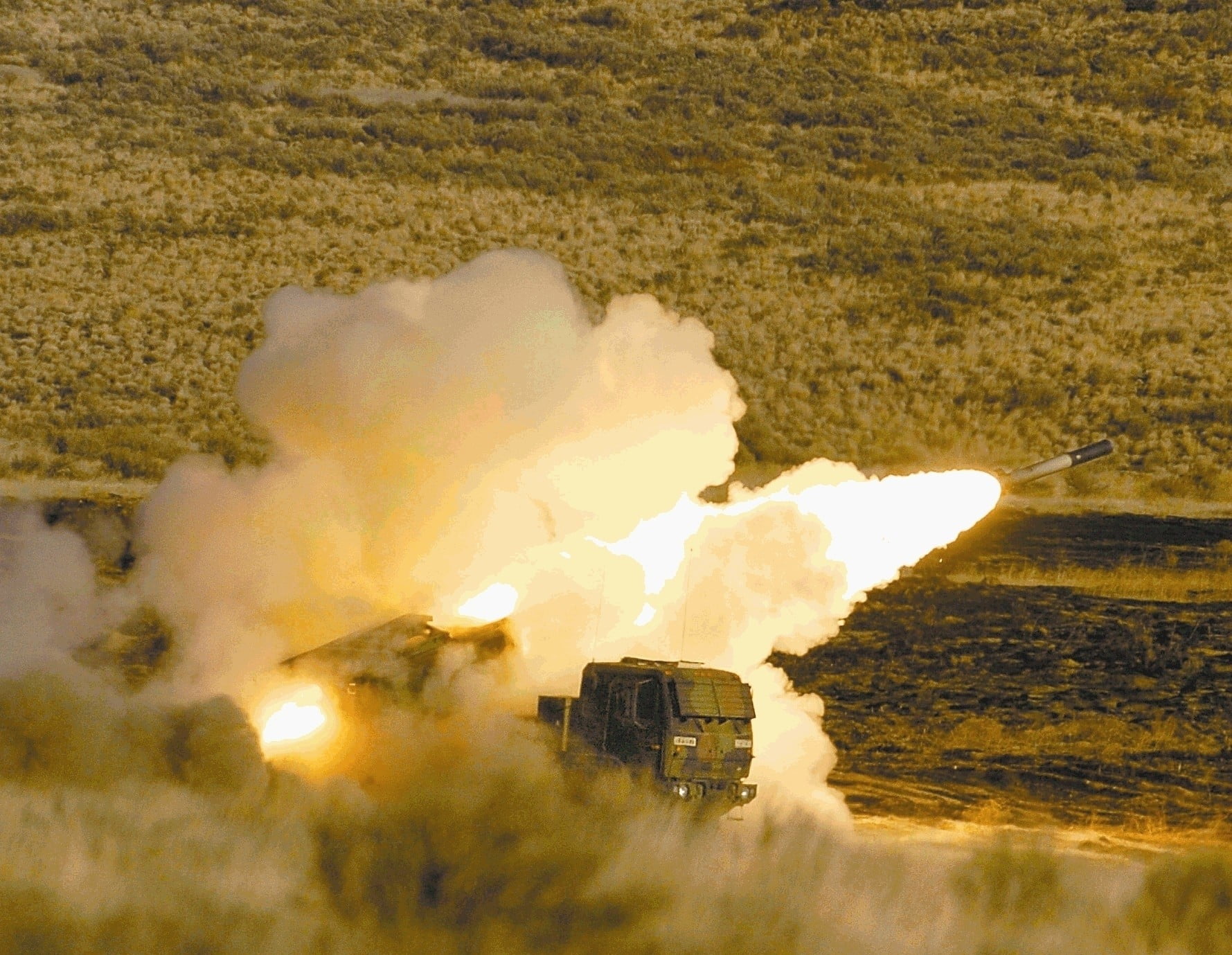 Government covers up failure to deliver capability by re-announcing HIMARS and NSM decisions
