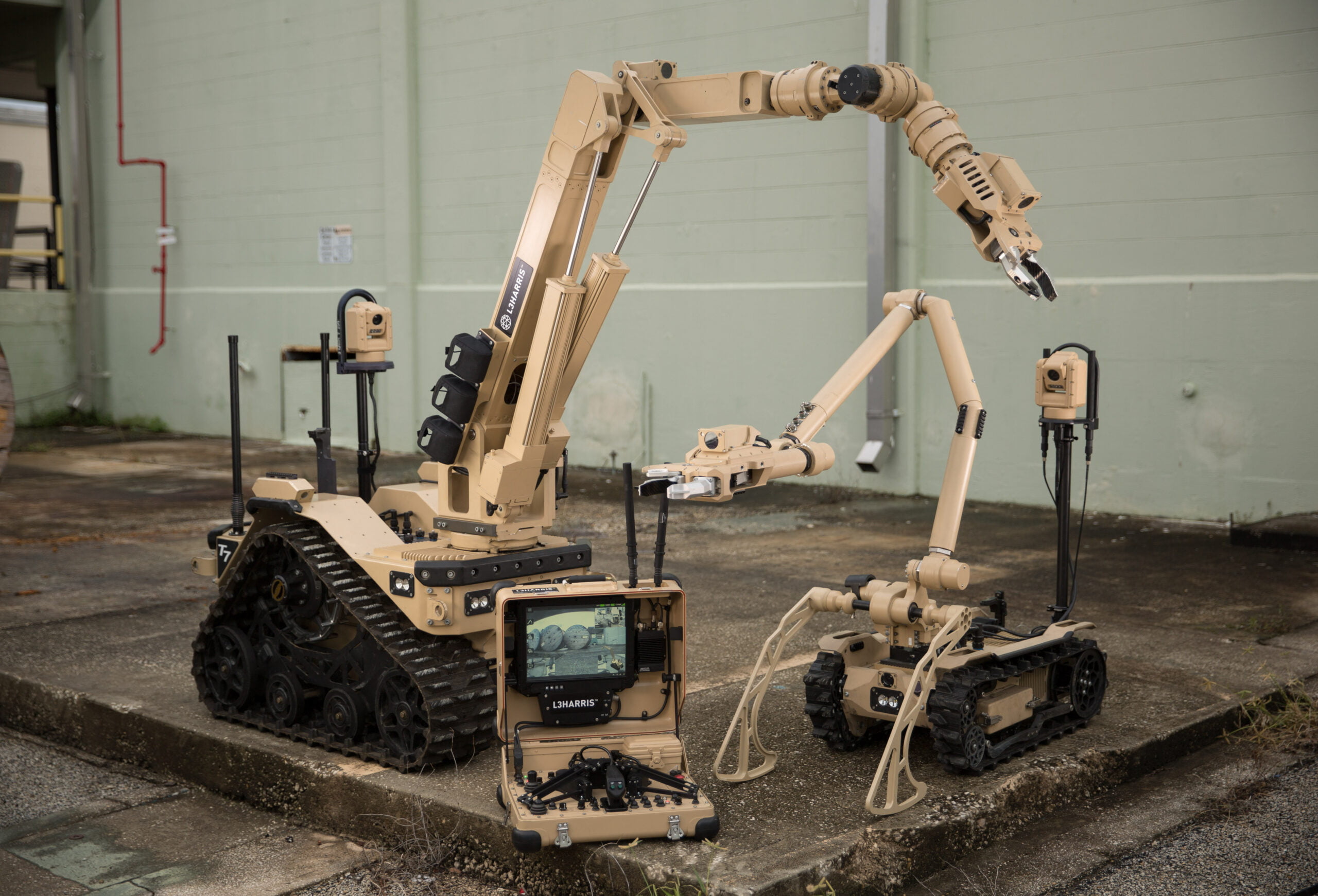 Queensland company to build bomb disposal robots