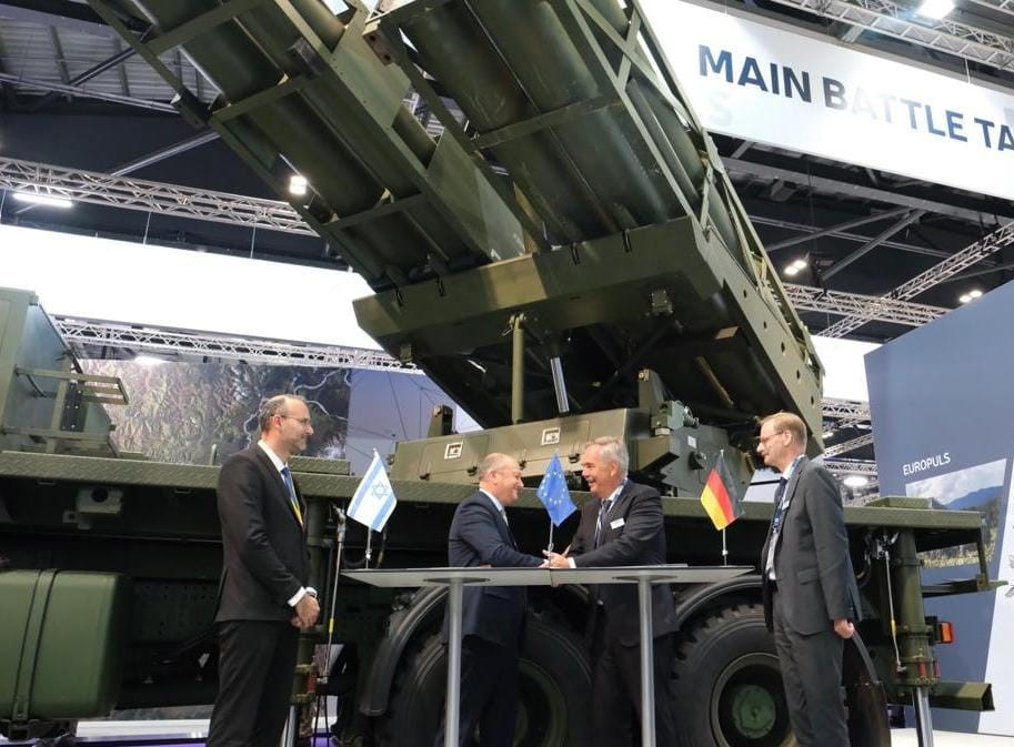 KNDS, Elbit Systems sign teaming deal for future rocket artillery aystem EuroPULS
