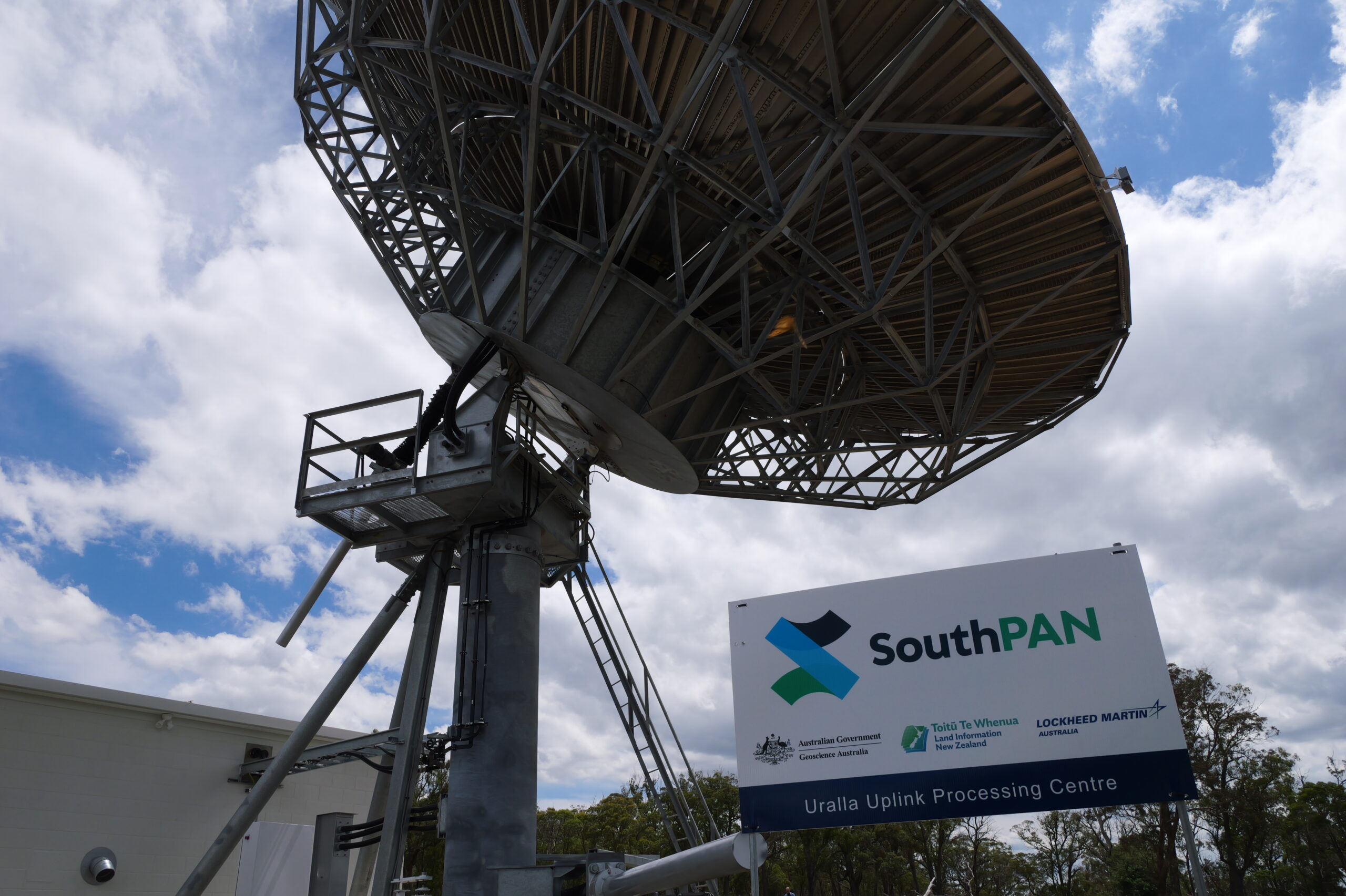 Lockheed Martin Australia, Av-Comm complete installation of SouthPAN satellite dish