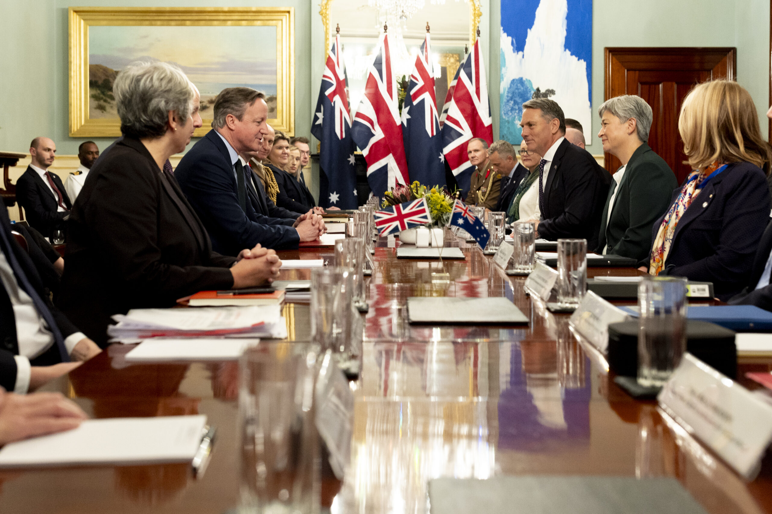Australia, UK commit to modernising defence relationship