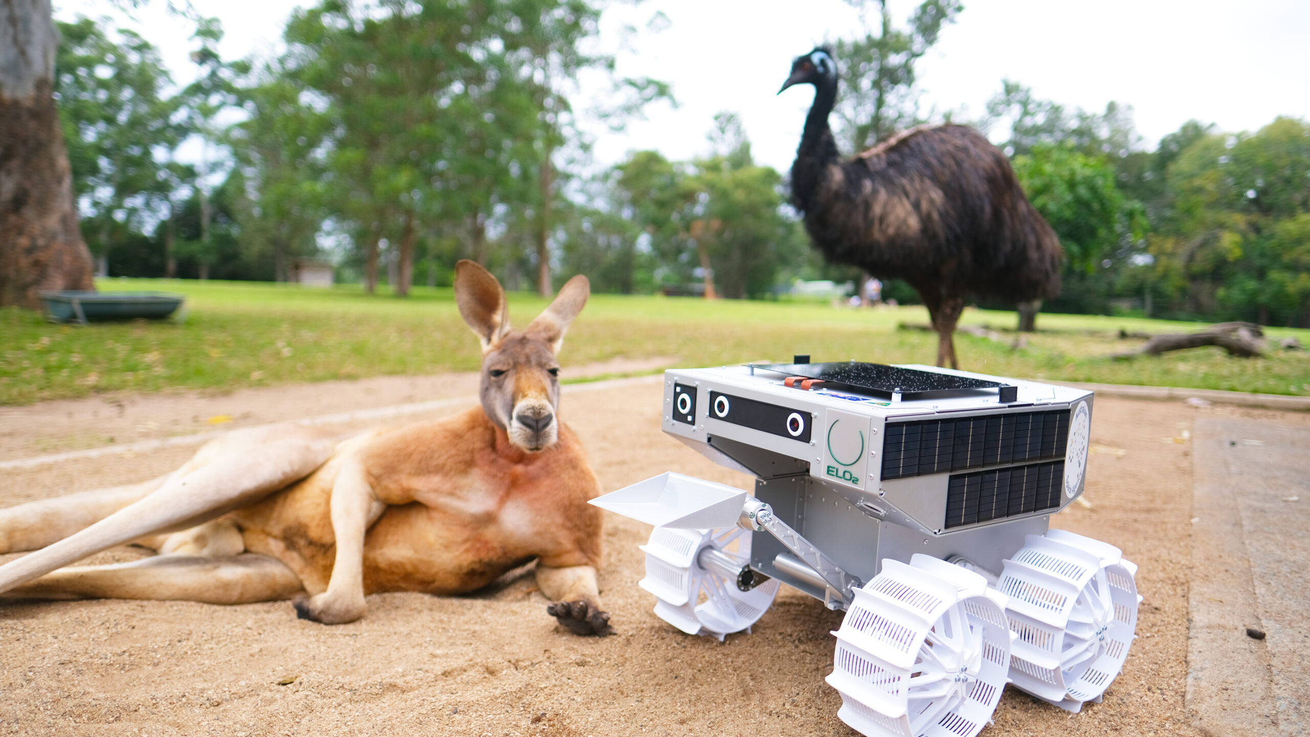 Australian-made lunar rover tours the country