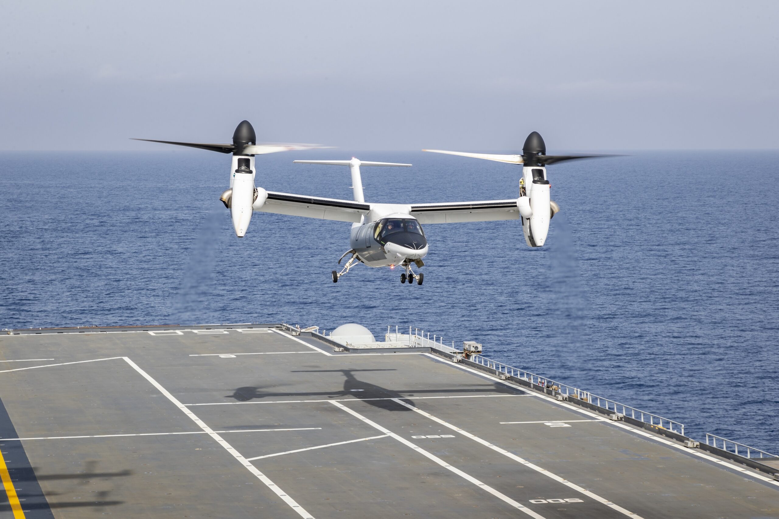 Leonardo AW609 tiltrotor completes first ship trials