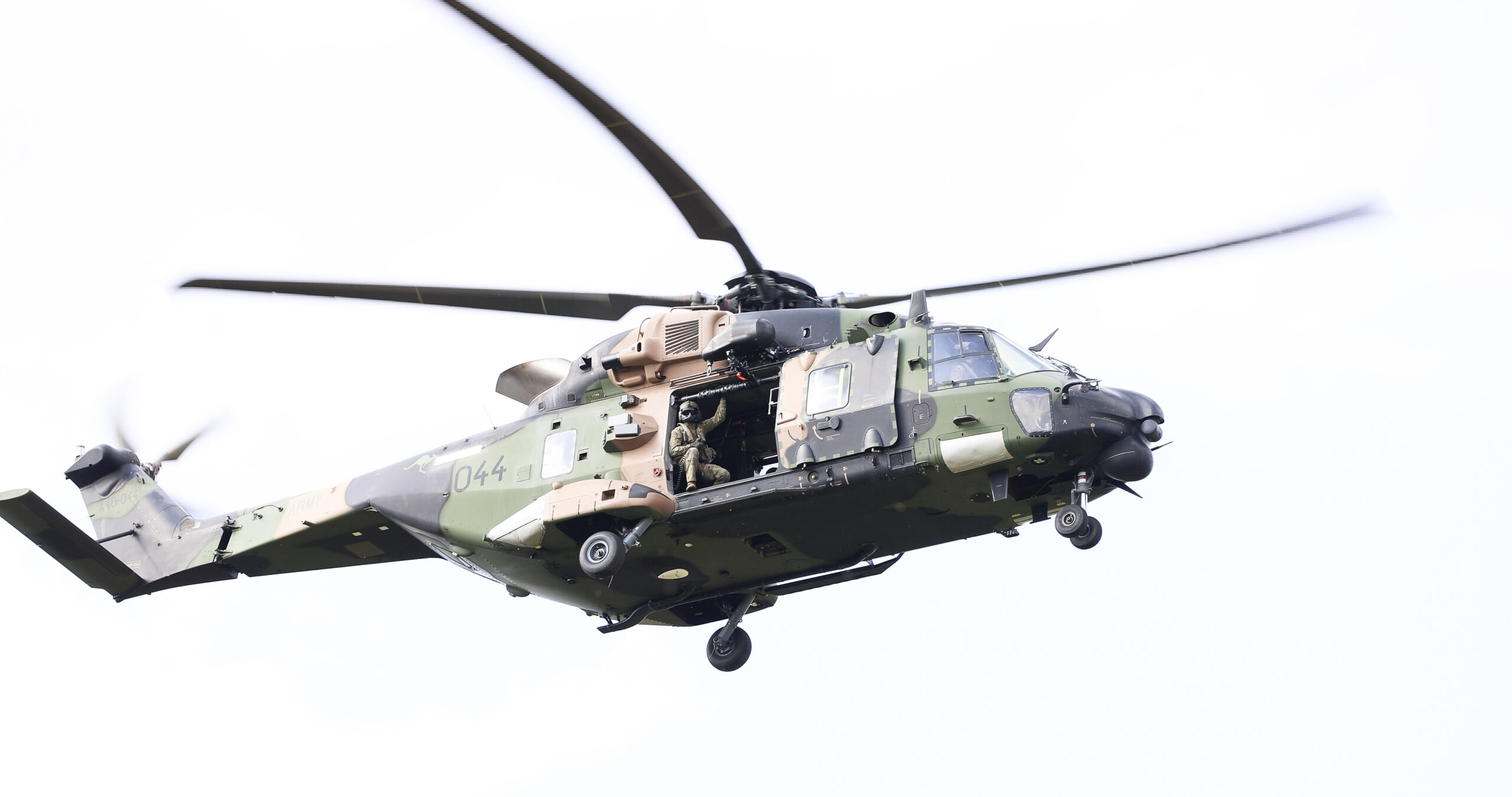 Taipan ditching caused by engine failure, pilot error, poor training