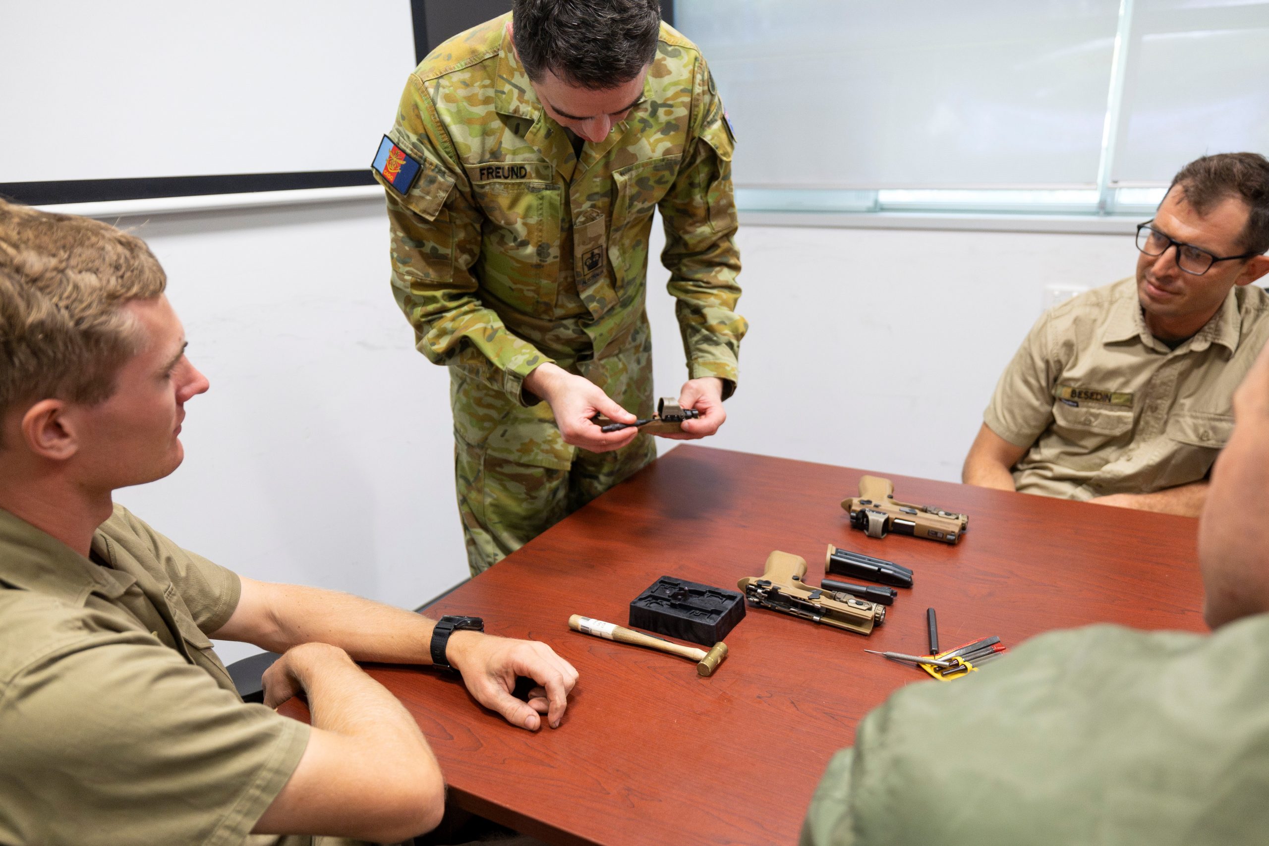 Australian soldiers get their hands on next-gen pistol