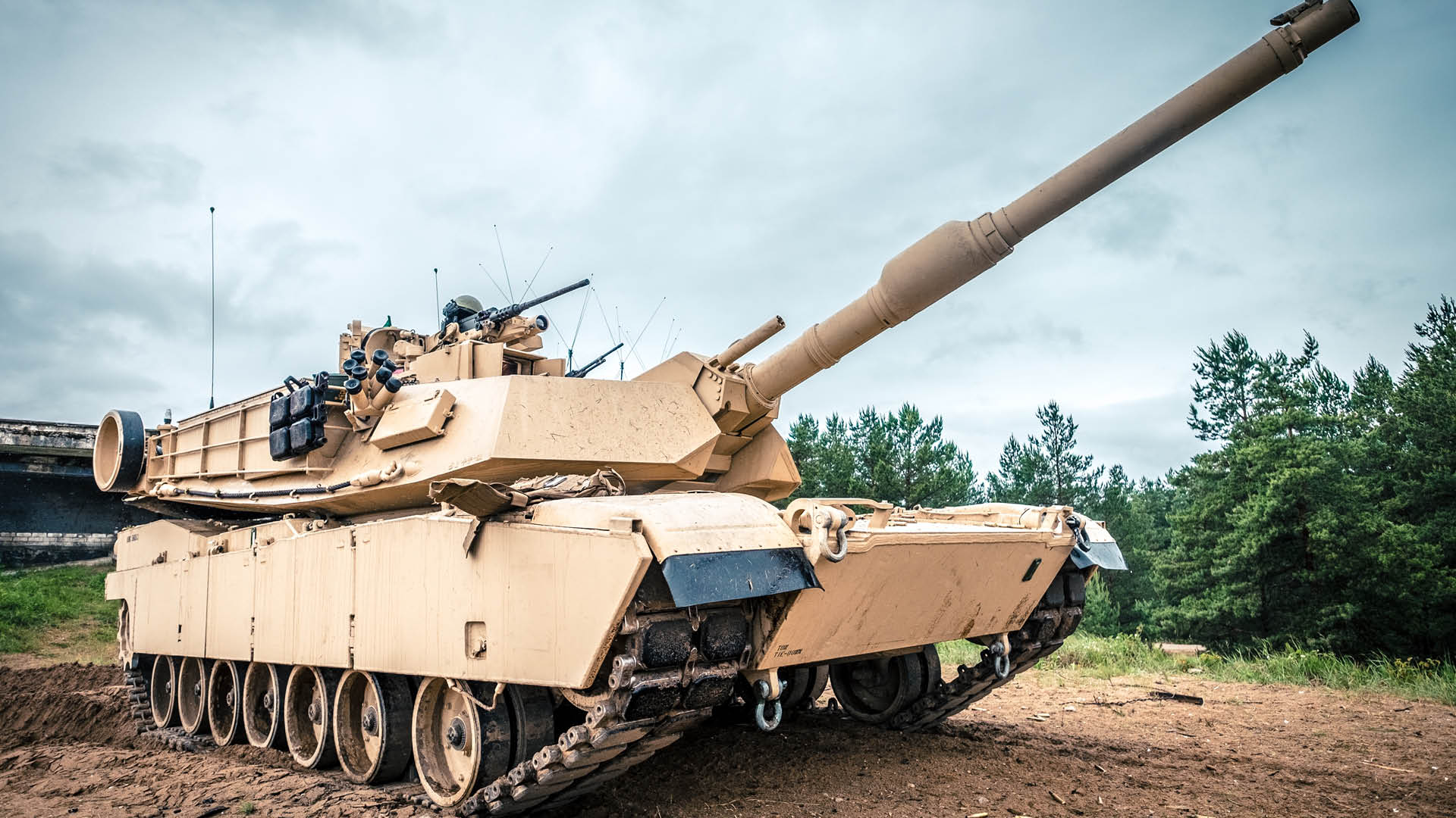 American Rheinmetall wins $107.5 million T-158 track order