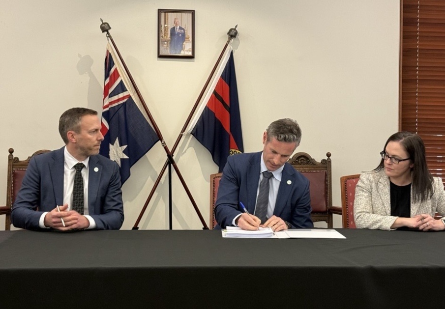 Downer EDI wins $3.05 billion deal for base services