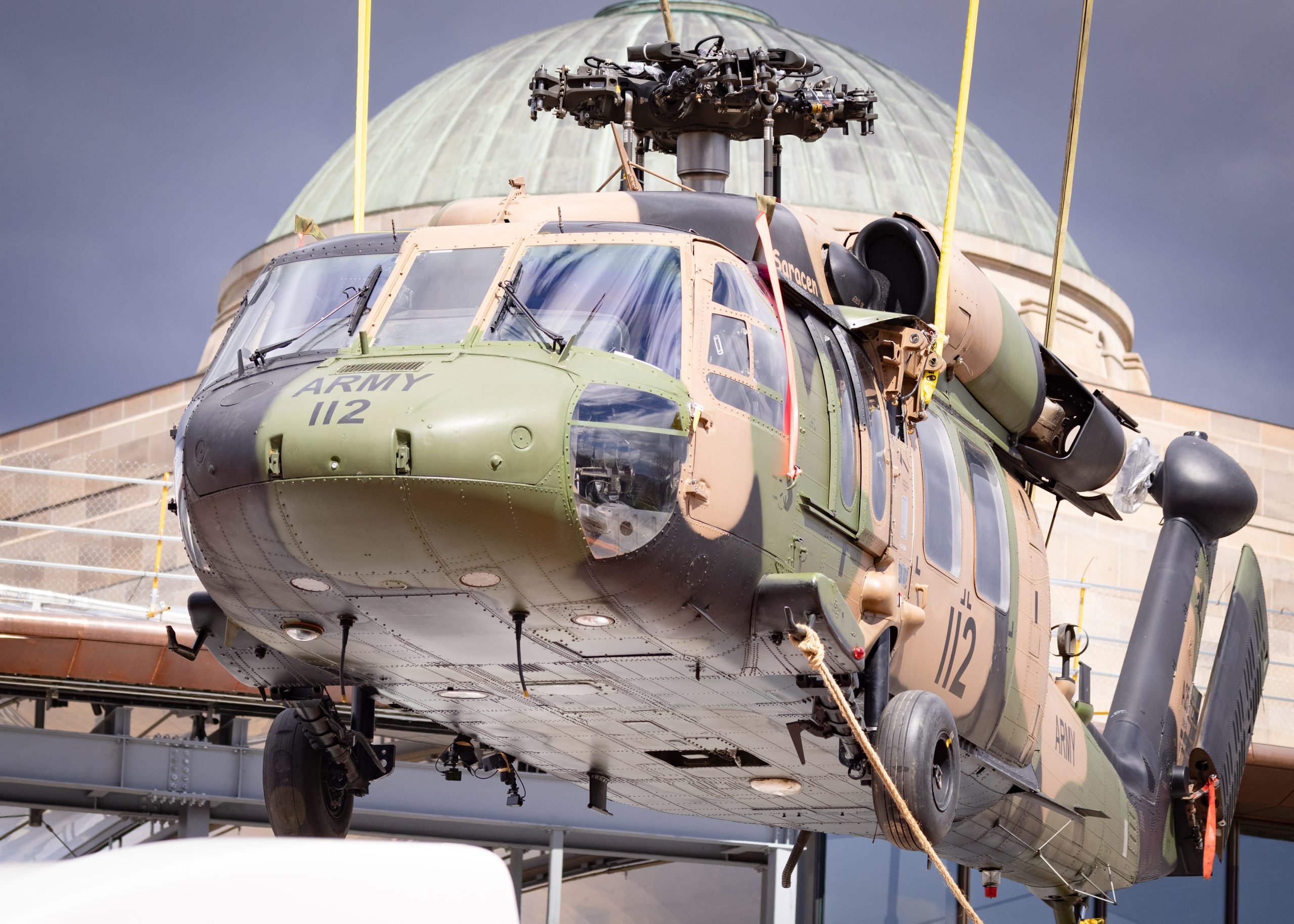 Black Hawk lands at Australian War Memorial