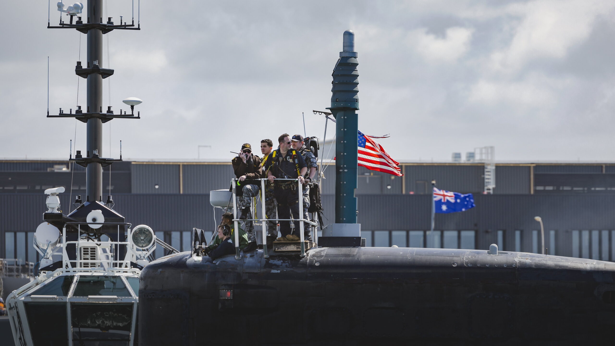HMAS Stirling preps for submarine maintenance work