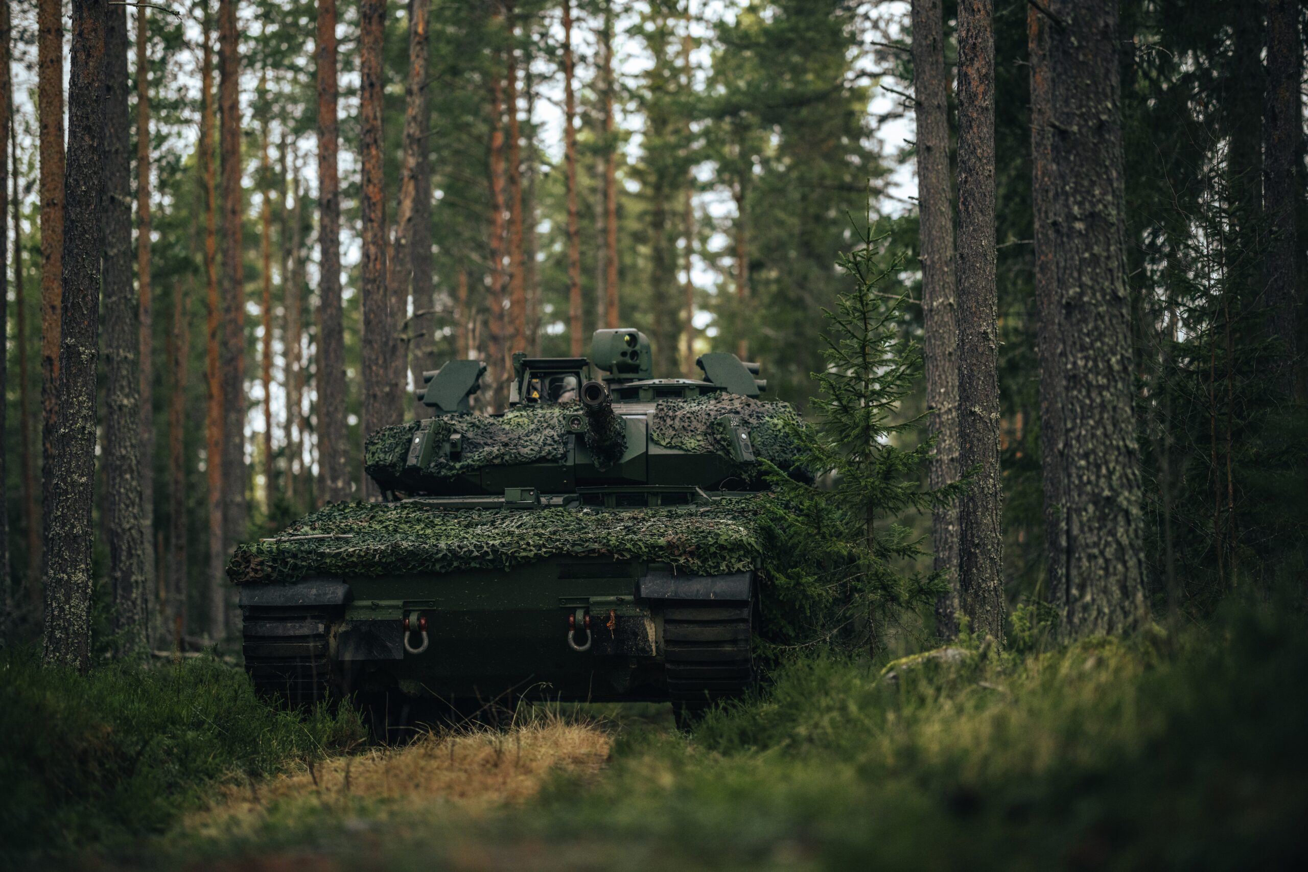 Elbit wins new deals for Iron Fist APS