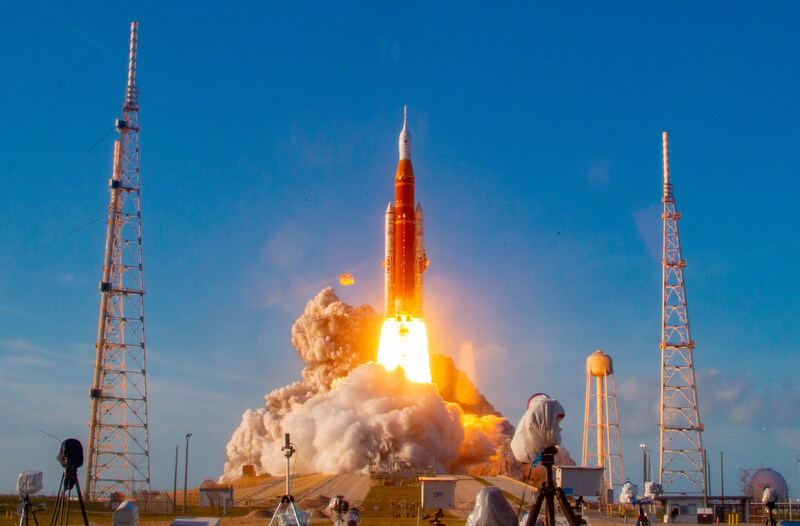 Boeing, Lockheed all smiles as Artemis II lifts off