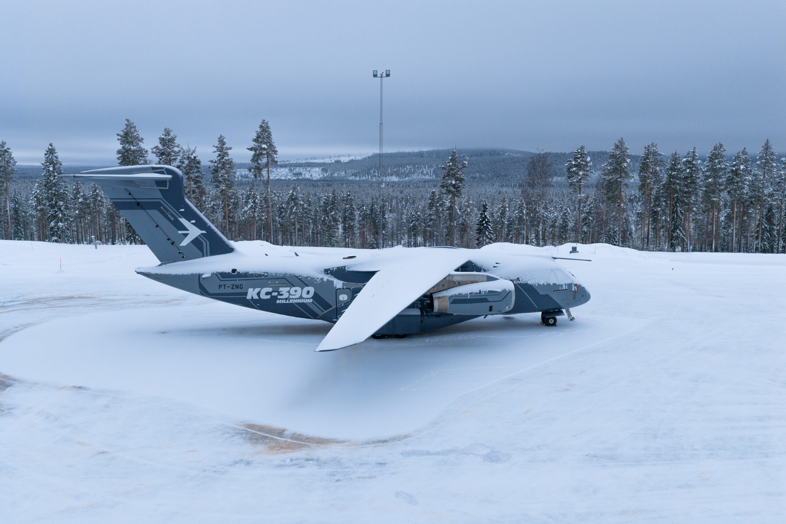 Embraer KC-390 Millennium chills out in Sweden