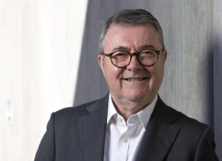 Aurizn appoints new chairman of the board Jim McDowell image