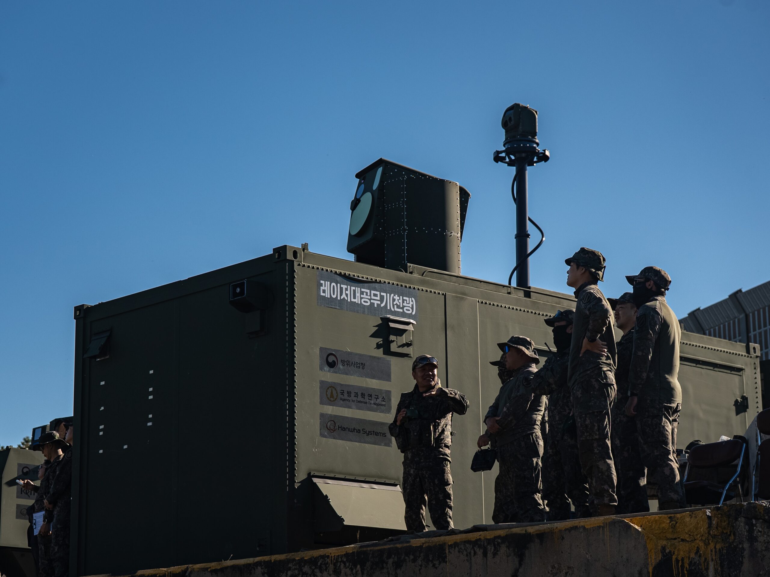 Hanwha laser system completes live drone interception test